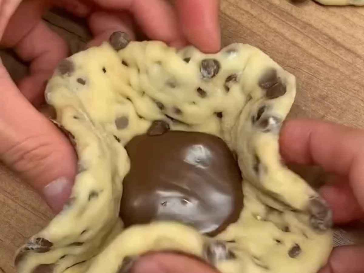 Pãezinhos Doces com Gotas de Chocolate: O Segredo da Massa Turca Irresistível #46 pao doce sendo recheado