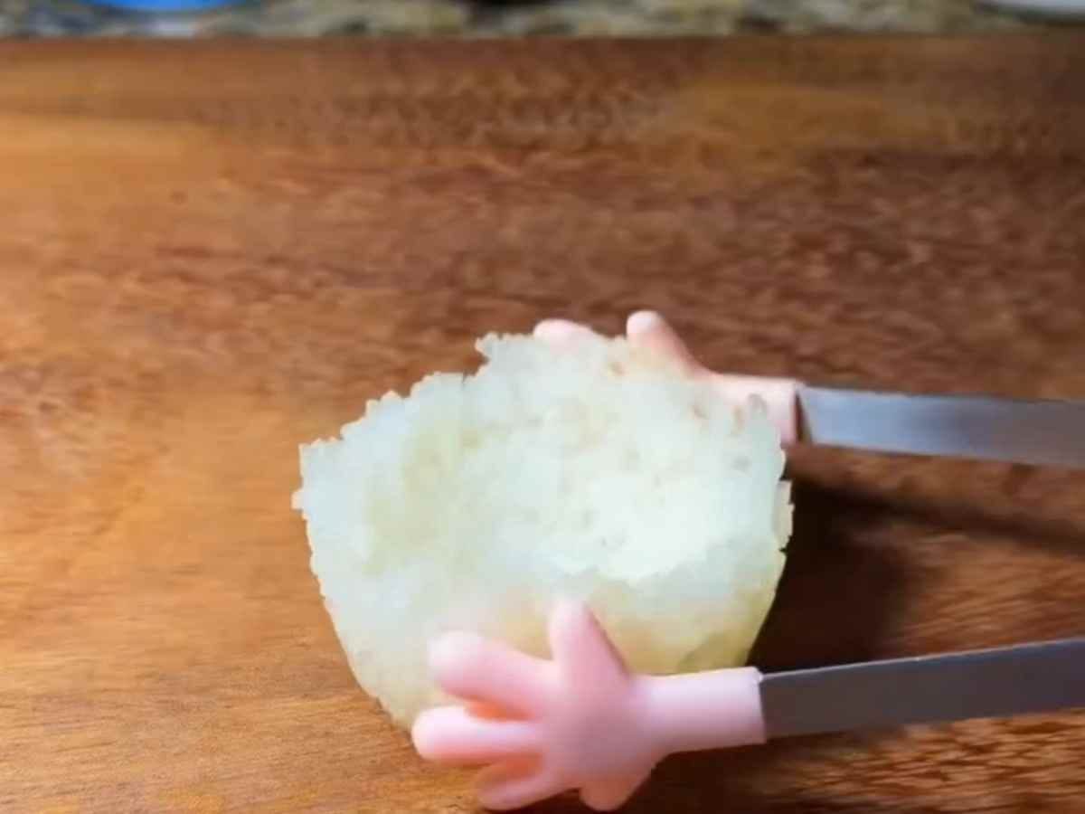 Cestinha de Arroz com Atum: o segredo para um petisco de elite usando apenas uma forma de cupcake Cestinha de Arroz com Atum Cremoso